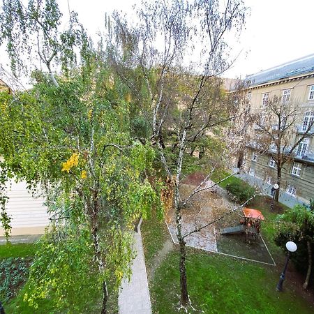 Brickwall Apartments Загреб Номер фото