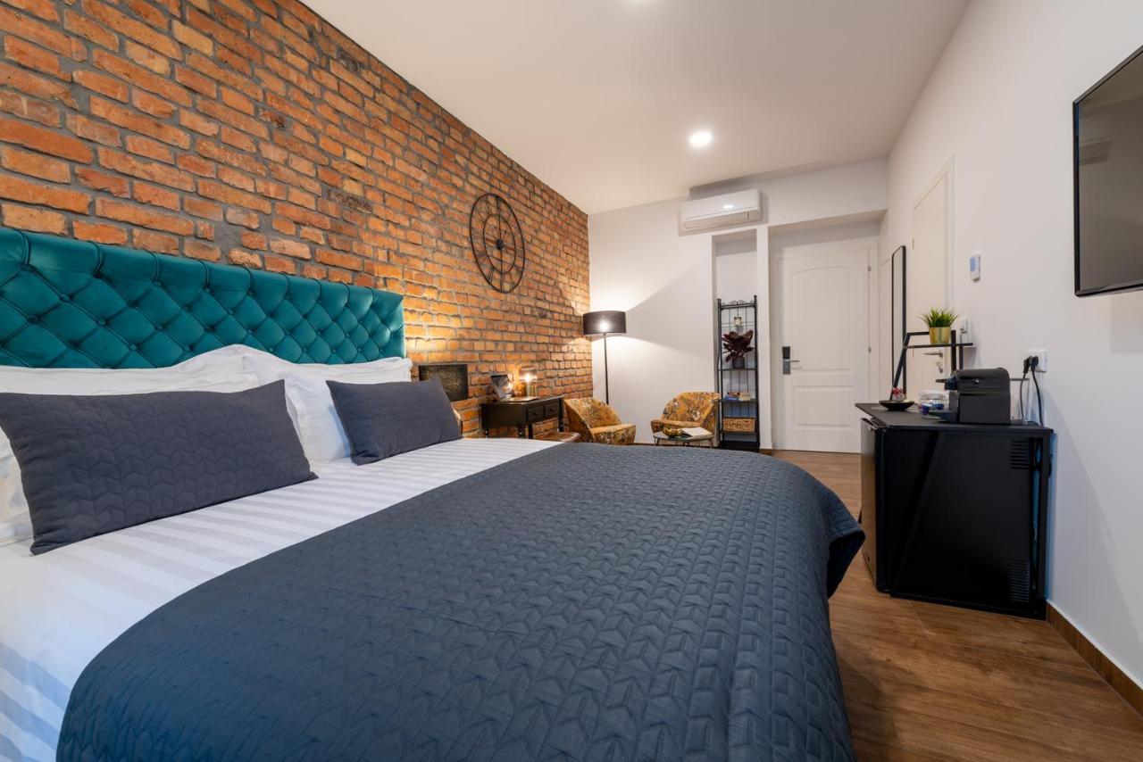 Brickwall Apartments Загреб Экстерьер фото